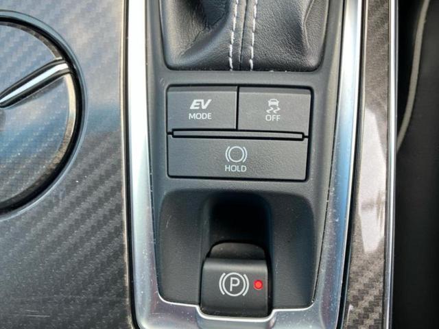 クラウンハイブリッド RSアドバンス 新品タイヤ/保証書/純正 8インチ SDナビ/衝突安全装置/シートヒーター/車線逸脱防止支援システム/シート ハーフレザー/ヘッドランプ LED/ETC/EBD付ABS/横滑り防止装置 バックカメラ(30枚目)