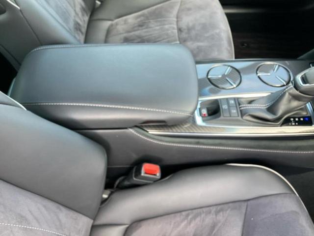 クラウンハイブリッド RSアドバンス 新品タイヤ/保証書/純正 8インチ SDナビ/衝突安全装置/シートヒーター/車線逸脱防止支援システム/シート ハーフレザー/ヘッドランプ LED/ETC/EBD付ABS/横滑り防止装置 バックカメラ(34枚目)