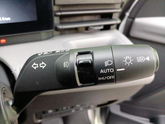 セレナ eパワールキシオン 保証書/ディスプレイオーディオ+ナビ/フリップダウンモニター/インテリジェントルームミラー/衝突安全装置/両側電動スライドドア/全方位モニター/車線逸脱防止支援システム/シート 合皮 全周囲カメラ(17枚目)