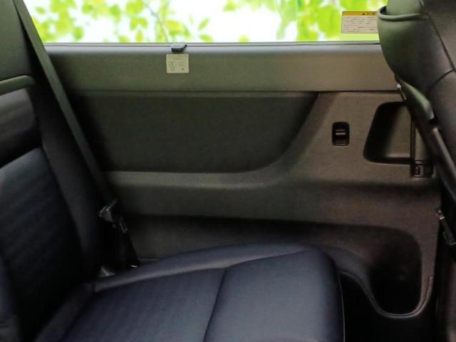 セレナ eパワールキシオン 保証書/ディスプレイオーディオ+ナビ/フリップダウンモニター/インテリジェントルームミラー/衝突安全装置/両側電動スライドドア/全方位モニター/車線逸脱防止支援システム/シート 合皮 全周囲カメラ(22枚目)