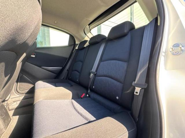 ＷＥＣＡＲＳでは各商談席に大型モニターをご用意しております！見やすい大画面でゆったりと全国の在庫をご覧いただけます！是非ご来店お待ちしております！