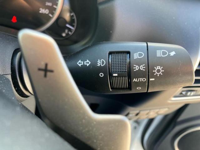 ＮＸ ＮＸ３００Ｉパッケージ　新品タイヤ／保証書／純正　１０インチ　ＳＤナビ／衝突安全装置／シートヒーター　前席／車線逸脱防止支援システム／シート　フルレザー／電動バックドア／ドライブレコーダー　社外／ヘッドランプ　３眼ＬＥＤ（17枚目）