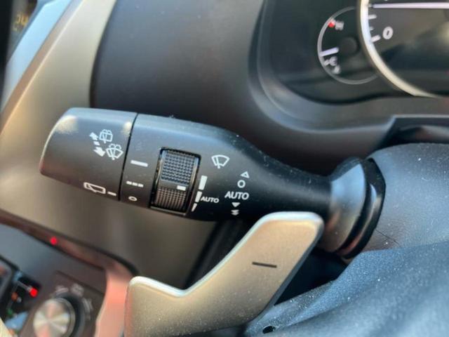 ＮＸ ＮＸ３００Ｉパッケージ　新品タイヤ／保証書／純正　１０インチ　ＳＤナビ／衝突安全装置／シートヒーター　前席／車線逸脱防止支援システム／シート　フルレザー／電動バックドア／ドライブレコーダー　社外／ヘッドランプ　３眼ＬＥＤ（18枚目）