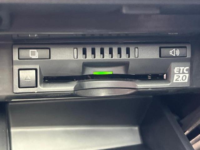 カムリ ＷＳレザーパッケージ　新品タイヤ／保証書／ディスプレイオーディオ＋ナビ／衝突安全装置／シートヒーター／パノラミックビューモニター／車線逸脱防止支援システム／シート　フルレザー／ドライブレコーダー　純正　革シート　電動シート（18枚目）