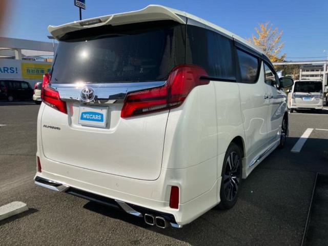 アルファード Ｓ　Ｃパッケージ　新品タイヤ／純正エアロ／保証書／社外　１０インチ　ＳＤナビ／フリップダウンモニター　社外　１２．８インチ／両側電動スライドドア／シート　合皮／電動バックドア／ヘッドランプ　ＬＥＤ／ＥＴＣ　フルエアロ（3枚目）