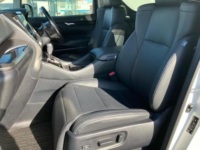 アルファード Ｓ　Ｃパッケージ　新品タイヤ／純正エアロ／保証書／社外　１０インチ　ＳＤナビ／フリップダウンモニター　社外　１２．８インチ／両側電動スライドドア／シート　合皮／電動バックドア／ヘッドランプ　ＬＥＤ／ＥＴＣ　フルエアロ（7枚目）