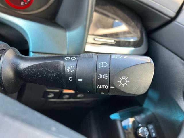 アルファード Ｓ　Ｃパッケージ　新品タイヤ／純正エアロ／保証書／社外　１０インチ　ＳＤナビ／フリップダウンモニター　社外　１２．８インチ／両側電動スライドドア／シート　合皮／電動バックドア／ヘッドランプ　ＬＥＤ／ＥＴＣ　フルエアロ（17枚目）