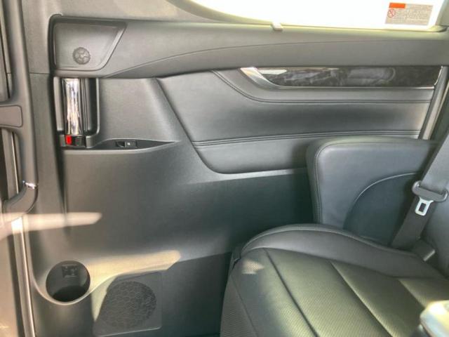 アルファード Ｓ　Ｃパッケージ　新品タイヤ／純正エアロ／保証書／社外　１０インチ　ＳＤナビ／フリップダウンモニター　社外　１２．８インチ／両側電動スライドドア／シート　合皮／電動バックドア／ヘッドランプ　ＬＥＤ／ＥＴＣ　フルエアロ（24枚目）