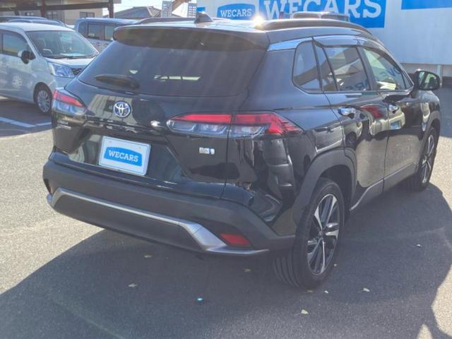 カローラクロス ハイブリッドＺ　保証書／ディスプレイオーディオ９インチ／衝突安全装置／シートヒーター／車線逸脱防止支援システム／シート　ハーフレザー／電動バックドア／ヘッドランプ　ＬＥＤ／ＥＴＣ／ＥＢＤ付ＡＢＳ　衝突被害軽減システム（3枚目）