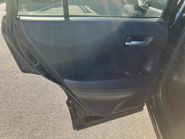 カローラクロス ハイブリッドＺ　保証書／ディスプレイオーディオ９インチ／衝突安全装置／シートヒーター／車線逸脱防止支援システム／シート　ハーフレザー／電動バックドア／ヘッドランプ　ＬＥＤ／ＥＴＣ／ＥＢＤ付ＡＢＳ　衝突被害軽減システム（22枚目）