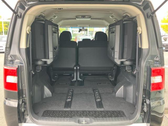 デリカＤ：５ ４ＷＤ　Ｄパワーパッケージ　新品タイヤ／社外　ナビ／フリップダウンモニター　社外　１０．１インチ／シートヒーター／ＥＢＤ付ＡＢＳ／横滑り防止装置／フルセグＴＶ／エアバッグ　運転席／エアバッグ　助手席／ＭＴモード付き　後席モニター（21枚目）