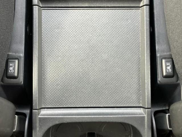 デリカＤ：５ ４ＷＤ　Ｄパワーパッケージ　新品タイヤ／社外　ナビ／フリップダウンモニター　社外　１０．１インチ／シートヒーター／ＥＢＤ付ＡＢＳ／横滑り防止装置／フルセグＴＶ／エアバッグ　運転席／エアバッグ　助手席／ＭＴモード付き　後席モニター（46枚目）