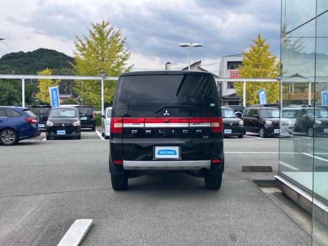 デリカＤ：５ ４ＷＤ　Ｄパワーパッケージ　新品タイヤ／社外　ナビ／フリップダウンモニター　社外　１０．１インチ／シートヒーター／ＥＢＤ付ＡＢＳ／横滑り防止装置／フルセグＴＶ／エアバッグ　運転席／エアバッグ　助手席／ＭＴモード付き　後席モニター（48枚目）