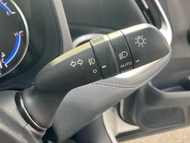 ノア ハイブリッドＺ　新品タイヤ／保証書／ディスプレイオーディオ＋ナビ１０インチ／衝突安全装置／両側電動スライドドア／シートヒーター／車線逸脱防止支援システム／ドライブレコーダー　前後／ヘッドランプ　ＬＥＤ　バックカメラ（16枚目）