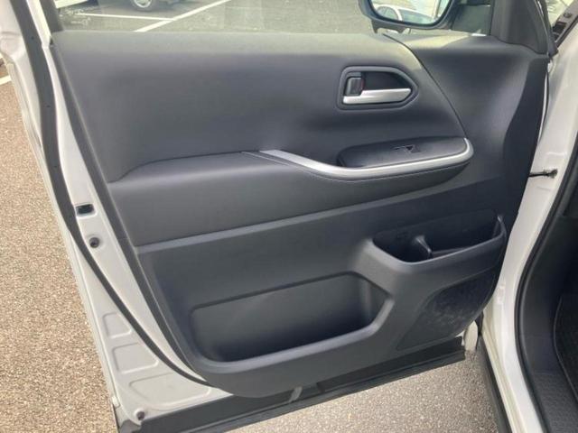 ノア ハイブリッドＺ　新品タイヤ／保証書／ディスプレイオーディオ＋ナビ１０インチ／衝突安全装置／両側電動スライドドア／シートヒーター／車線逸脱防止支援システム／ドライブレコーダー　前後／ヘッドランプ　ＬＥＤ　バックカメラ（24枚目）