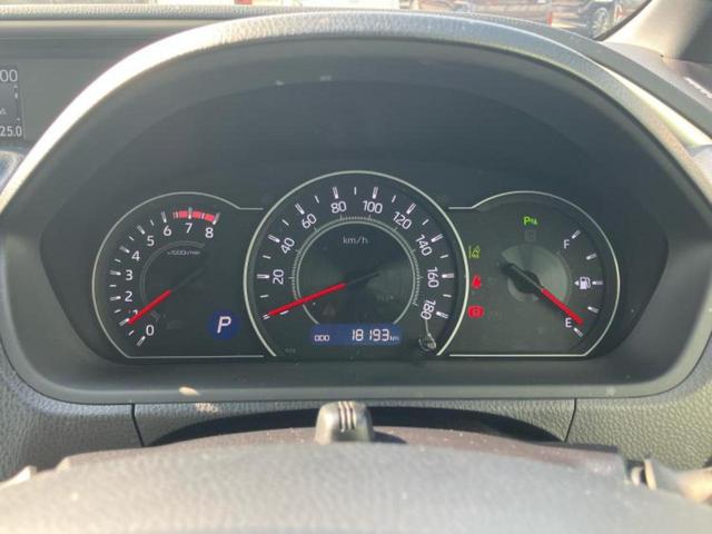 ヴォクシー ＺＳキラメキ２　保証書／純正　１０インチ　ＳＤナビ／衝突安全装置／両側電動スライドドア／車線逸脱防止支援システム／ヘッドランプ　ＬＥＤ／ＥＴＣ／ＥＢＤ付ＡＢＳ／横滑り防止装置／アイドリングストップ／フルセグＴＶ（14枚目）