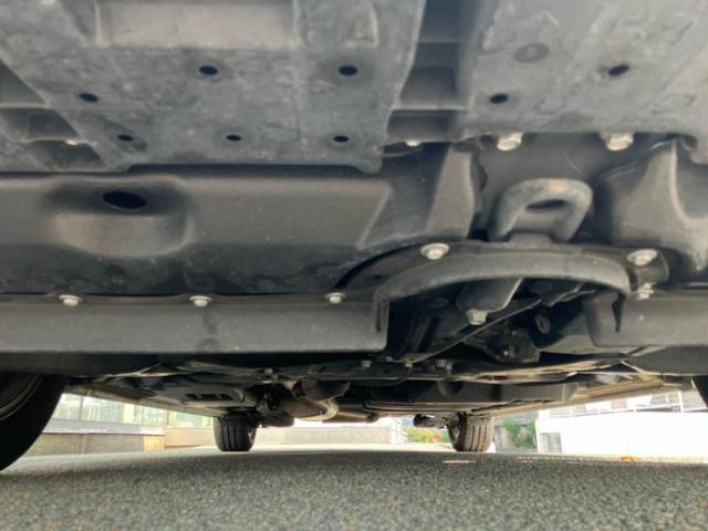 ヴォクシー ＺＳキラメキ２　保証書／純正　１０インチ　ＳＤナビ／衝突安全装置／両側電動スライドドア／車線逸脱防止支援システム／ヘッドランプ　ＬＥＤ／ＥＴＣ／ＥＢＤ付ＡＢＳ／横滑り防止装置／アイドリングストップ／フルセグＴＶ（44枚目）