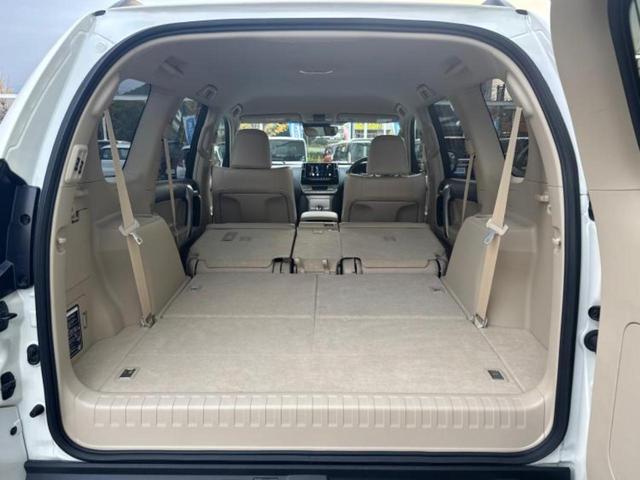 ランドクルーザープラド ４ＷＤ　ＴＸ　Ｌパッケージマットブラックエディション　保証書／ディスプレイオーディオ／衝突安全装置／シートヒーター／車線逸脱防止支援システム／シート　フルレザー／ヘッドランプ　ＬＥＤ／Ｂｌｕｅｔｏｏｔｈ接続／ＥＴＣ／ＥＢＤ付ＡＢＳ／横滑り防止装置　４ＷＤ（21枚目）