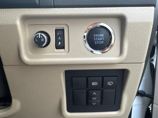 ランドクルーザープラド ４ＷＤ　ＴＸ　Ｌパッケージマットブラックエディション　保証書／ディスプレイオーディオ／衝突安全装置／シートヒーター／車線逸脱防止支援システム／シート　フルレザー／ヘッドランプ　ＬＥＤ／Ｂｌｕｅｔｏｏｔｈ接続／ＥＴＣ／ＥＢＤ付ＡＢＳ／横滑り防止装置　４ＷＤ（28枚目）