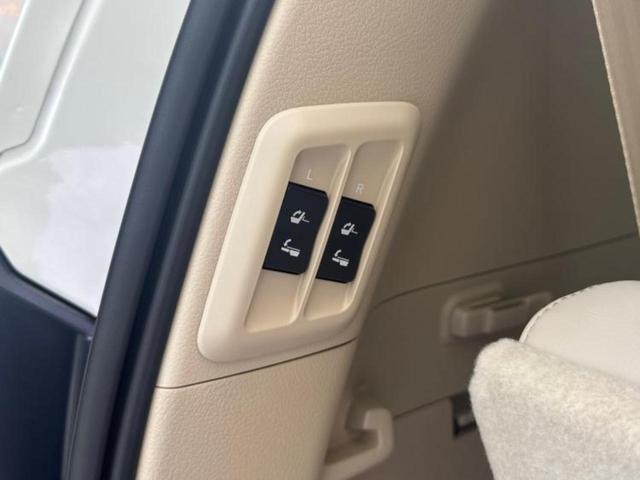 ランドクルーザープラド ４ＷＤ　ＴＸ　Ｌパッケージマットブラックエディション　保証書／ディスプレイオーディオ／衝突安全装置／シートヒーター／車線逸脱防止支援システム／シート　フルレザー／ヘッドランプ　ＬＥＤ／Ｂｌｕｅｔｏｏｔｈ接続／ＥＴＣ／ＥＢＤ付ＡＢＳ／横滑り防止装置　４ＷＤ（44枚目）