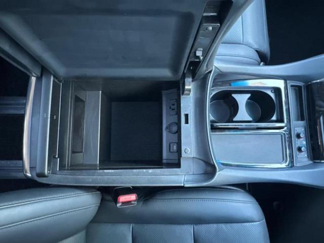 アルファード Ｓ　Ｃパッケージ　新品タイヤ／サンルーフ／純正エアロ／ディスプレイオーディオ／フリップダウンモニター／両側電動スライドドア／シート　フルレザー／電動バックドア／ヘッドランプ　ＬＥＤ／ＥＴＣ／ＥＢＤ付ＡＢＳ　革シート（38枚目）