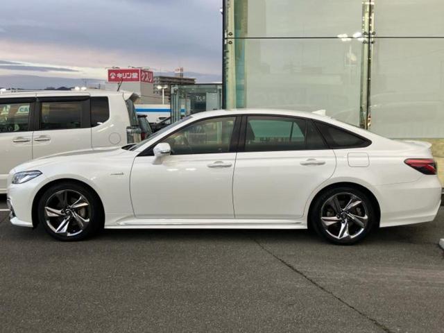 クラウンハイブリッド ＲＳアドバンス　保証書／純正　８インチ　ＳＤナビ／衝突安全装置／シートヒーター／車線逸脱防止支援システム／シート　ハーフレザー／ヘッドランプ　ＬＥＤ／ＥＴＣ／ＥＢＤ付ＡＢＳ／横滑り防止装置／アイドリングストップ（2枚目）