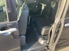 ＷＥＣＡＲＳでは各商談席に大型モニターをご用意しております！見やすい大画面でゆったりと全国の在庫をご覧いただけます！是非ご来店お待ちしております！ 7