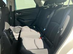 ＷＥＣＡＲＳでは各商談席に大型モニターをご用意しております！見やすい大画面でゆったりと全国の在庫をご覧いただけます！是非ご来店お待ちしております！ 7