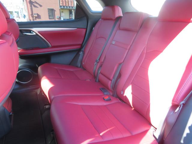 RX RX300 Fスポーツ ワンオーナー サンルーフ 革シート キーレス フルセグ ナビ&TV 20アルミホイール エアバッグ 電動シート オートマ ディーラー車 フル装備 安全装備 助手席エアバッグ サイドエアバッグ ETC(14枚目)