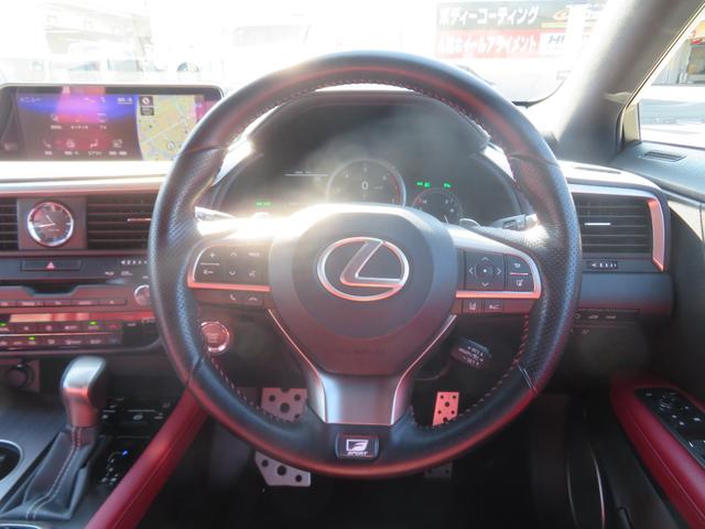 RX RX300 Fスポーツ ワンオーナー サンルーフ 革シート キーレス フルセグ ナビ&TV 20アルミホイール エアバッグ 電動シート オートマ ディーラー車 フル装備 安全装備 助手席エアバッグ サイドエアバッグ ETC(16枚目)