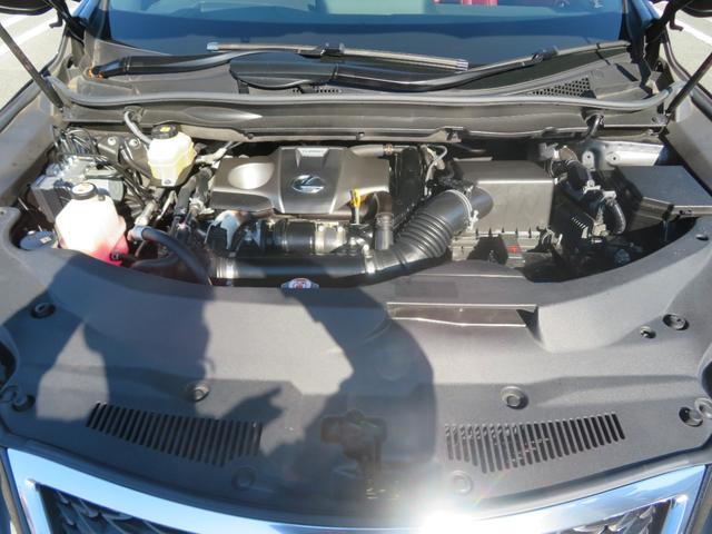 RX RX300 Fスポーツ ワンオーナー サンルーフ 革シート キーレス フルセグ ナビ&TV 20アルミホイール エアバッグ 電動シート オートマ ディーラー車 フル装備 安全装備 助手席エアバッグ サイドエアバッグ ETC(17枚目)