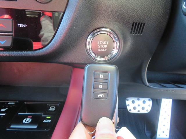 RX RX300 Fスポーツ ワンオーナー サンルーフ 革シート キーレス フルセグ ナビ&TV 20アルミホイール エアバッグ 電動シート オートマ ディーラー車 フル装備 安全装備 助手席エアバッグ サイドエアバッグ ETC(33枚目)