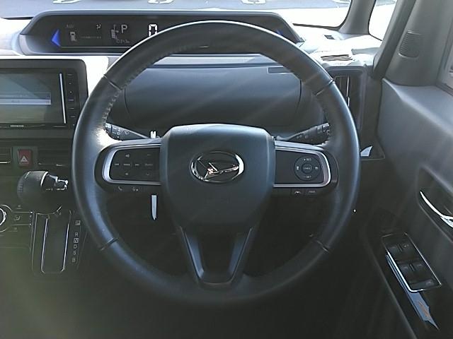 タント カスタムＲＳスタイルセレクション　ワンオーナー　スマートアシスト　クルーズコントロール　両側パワースライドドア　フロントシートヒーター　ケンウッドメモリーナビゲーション　フルセグ　バックカメラ　ＥＴＣ　前後ドライブレコーダー　禁煙車（8枚目）