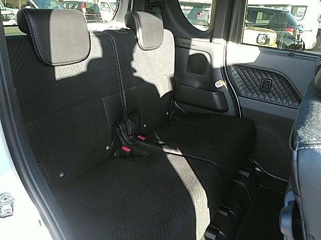 タント カスタムＲＳスタイルセレクション　ワンオーナー　スマートアシスト　クルーズコントロール　両側パワースライドドア　フロントシートヒーター　ケンウッドメモリーナビゲーション　フルセグ　バックカメラ　ＥＴＣ　前後ドライブレコーダー　禁煙車（12枚目）