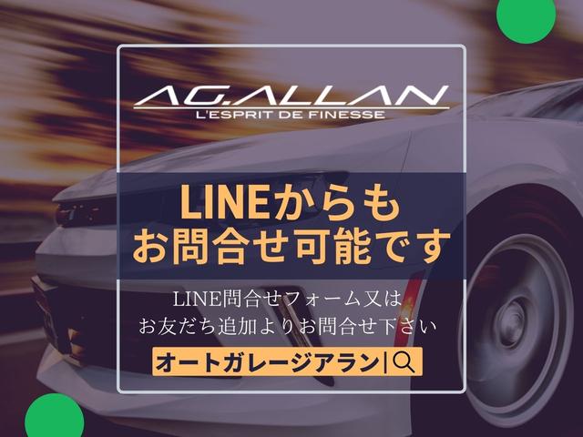 ベースグレード　レッドレザーインテリア　社外ナビ　可変バルブ付き純正マフラー　カーボンハンドル　正規Ｄ車　左ハンドル　スペアキー　電動シート(4枚目)