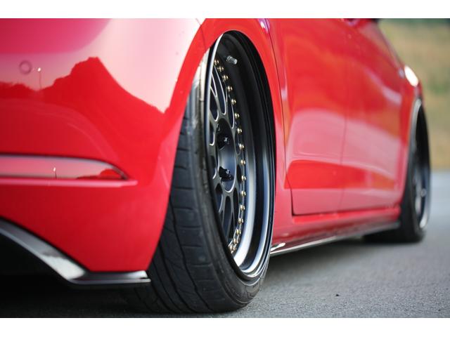 ゴルフＧＴＩ ベースグレード　後期　エアフォースエアサス公認　ＷＯＲＫ１８ＡＷ　ＣＯＸマフラー　レイヤーサウンドオーディオシステム　ルーフラッピング　ナビ　バックカメラ　ＥＴＣ　前後ドライブレコーダー　純正オプションサブウーファー（21枚目）
