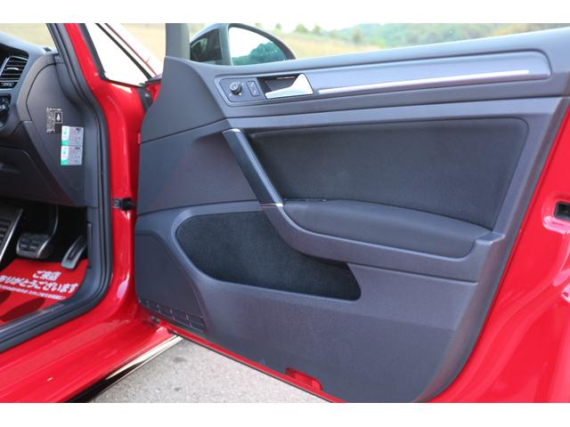 ゴルフＧＴＩ ベースグレード　後期　エアフォースエアサス公認　ＷＯＲＫ１８ＡＷ　ＣＯＸマフラー　レイヤーサウンドオーディオシステム　ルーフラッピング　ナビ　バックカメラ　ＥＴＣ　前後ドライブレコーダー　純正オプションサブウーファー（28枚目）