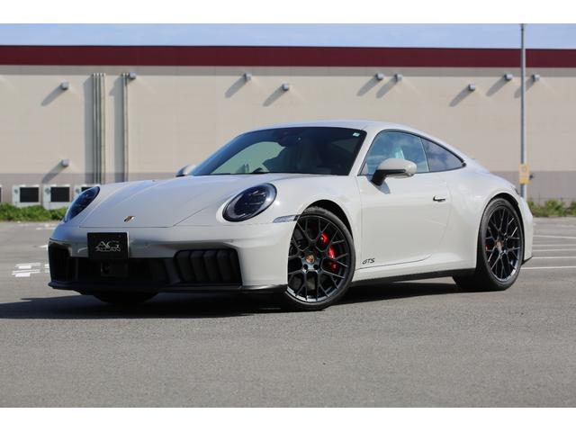 ９１１ ９１１カレラＧＴＳ　後期　ＰＤＫ　ＧＴＳインテリアＰＫＧ　フロントリフター　マトリックスＬＥＤライト　ＢＯＳＥサウンドシステム　サブセコンドクロック　センターコンソールエンボス加工　カスタムフロアマット　イオナイザー（2枚目）