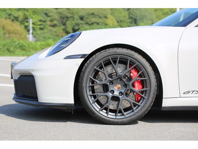 ９１１ ９１１カレラＧＴＳ　後期　ＰＤＫ　ＧＴＳインテリアＰＫＧ　フロントリフター　マトリックスＬＥＤライト　ＢＯＳＥサウンドシステム　サブセコンドクロック　センターコンソールエンボス加工　カスタムフロアマット　イオナイザー（13枚目）