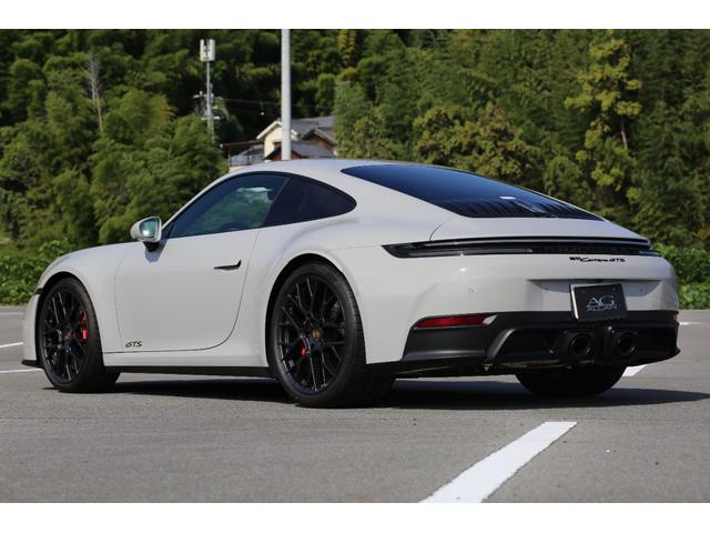 ９１１ ９１１カレラＧＴＳ　後期　ＰＤＫ　ＧＴＳインテリアＰＫＧ　フロントリフター　マトリックスＬＥＤライト　ＢＯＳＥサウンドシステム　サブセコンドクロック　センターコンソールエンボス加工　カスタムフロアマット　イオナイザー（16枚目）