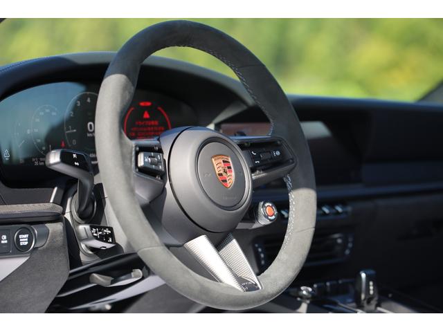 ９１１ ９１１カレラＧＴＳ　後期　ＰＤＫ　ＧＴＳインテリアＰＫＧ　フロントリフター　マトリックスＬＥＤライト　ＢＯＳＥサウンドシステム　サブセコンドクロック　センターコンソールエンボス加工　カスタムフロアマット　イオナイザー（34枚目）