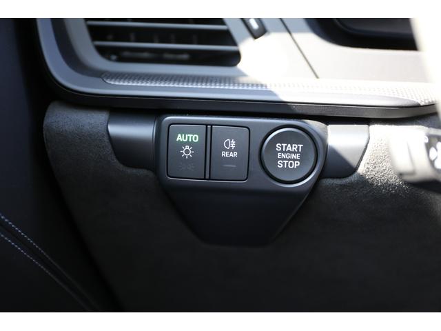 ９１１ ９１１カレラＧＴＳ　後期　ＰＤＫ　ＧＴＳインテリアＰＫＧ　フロントリフター　マトリックスＬＥＤライト　ＢＯＳＥサウンドシステム　サブセコンドクロック　センターコンソールエンボス加工　カスタムフロアマット　イオナイザー（48枚目）