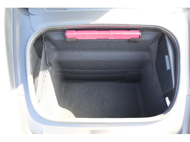 ９１１ ９１１カレラＧＴＳ　後期　ＰＤＫ　ＧＴＳインテリアＰＫＧ　フロントリフター　マトリックスＬＥＤライト　ＢＯＳＥサウンドシステム　サブセコンドクロック　センターコンソールエンボス加工　カスタムフロアマット　イオナイザー（64枚目）