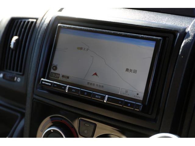 デュカト 　キャンピング　リバーストーンＫＪ　ＦＦヒーター　右ハンドル　９ＡＴ　冷蔵庫　２口コンロ　シンク　ナビ　クリアランスソナー　サブバッテリー　ヒッチメンバー　２３００ｃｃ　４名乗車（33枚目）