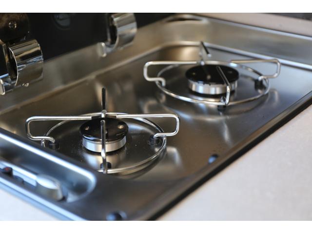 デュカト 　キャンピング　リバーストーンＫＪ　ＦＦヒーター　右ハンドル　９ＡＴ　冷蔵庫　２口コンロ　シンク　ナビ　クリアランスソナー　サブバッテリー　ヒッチメンバー　２３００ｃｃ　４名乗車（53枚目）