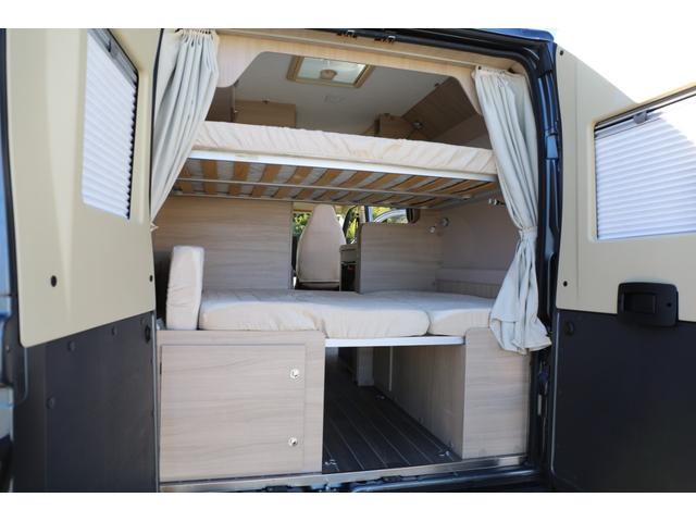 デュカト 　キャンピング　リバーストーンＫＪ　ＦＦヒーター　右ハンドル　９ＡＴ　冷蔵庫　２口コンロ　シンク　ナビ　クリアランスソナー　サブバッテリー　ヒッチメンバー　２３００ｃｃ　４名乗車（60枚目）