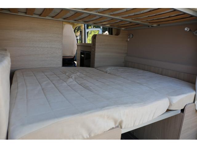 デュカト 　キャンピング　リバーストーンＫＪ　ＦＦヒーター　右ハンドル　９ＡＴ　冷蔵庫　２口コンロ　シンク　ナビ　クリアランスソナー　サブバッテリー　ヒッチメンバー　２３００ｃｃ　４名乗車（61枚目）