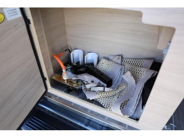 デュカト 　キャンピング　リバーストーンＫＪ　ＦＦヒーター　右ハンドル　９ＡＴ　冷蔵庫　２口コンロ　シンク　ナビ　クリアランスソナー　サブバッテリー　ヒッチメンバー　２３００ｃｃ　４名乗車（63枚目）