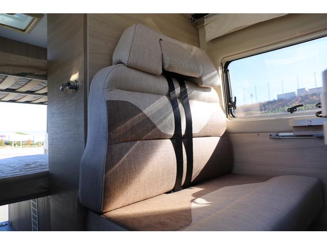 デュカト 　キャンピング　リバーストーンＫＪ　ＦＦヒーター　右ハンドル　９ＡＴ　冷蔵庫　２口コンロ　シンク　ナビ　クリアランスソナー　サブバッテリー　ヒッチメンバー　２３００ｃｃ　４名乗車（70枚目）