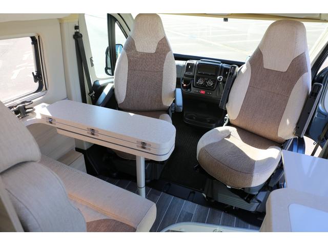 デュカト 　キャンピング　リバーストーンＫＪ　ＦＦヒーター　右ハンドル　９ＡＴ　冷蔵庫　２口コンロ　シンク　ナビ　クリアランスソナー　サブバッテリー　ヒッチメンバー　２３００ｃｃ　４名乗車（72枚目）